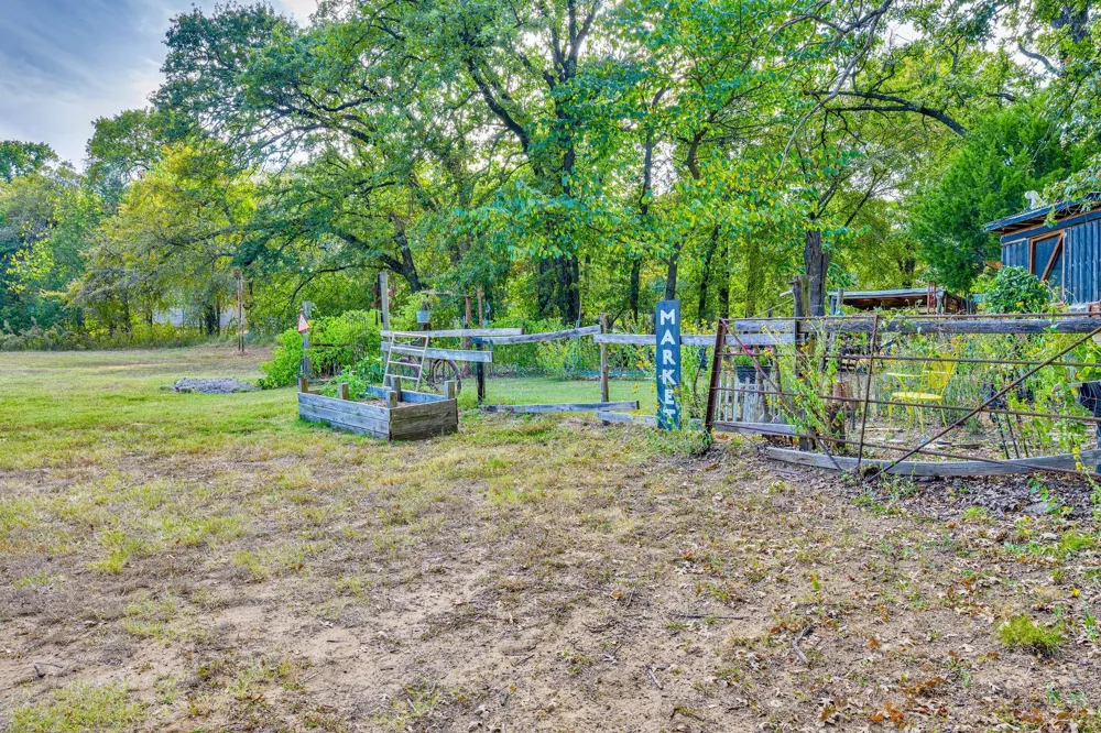 312 Magnus Road Denison, TX 75021