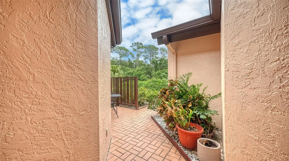 6281 TIMBERLAKE DRIVE #H6 Sarasota, FL 34243