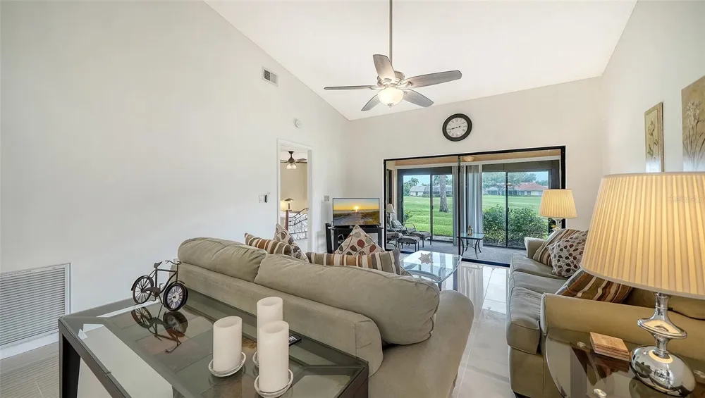 6281 TIMBERLAKE DRIVE #H6 Sarasota, FL 34243