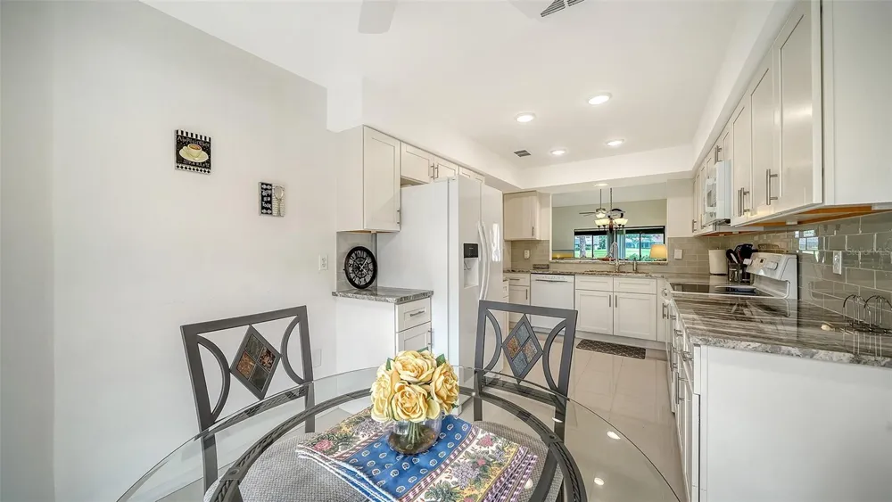 6281 TIMBERLAKE DRIVE #H6 Sarasota, FL 34243