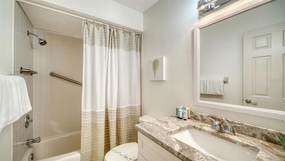 6281 TIMBERLAKE DRIVE #H6 Sarasota, FL 34243