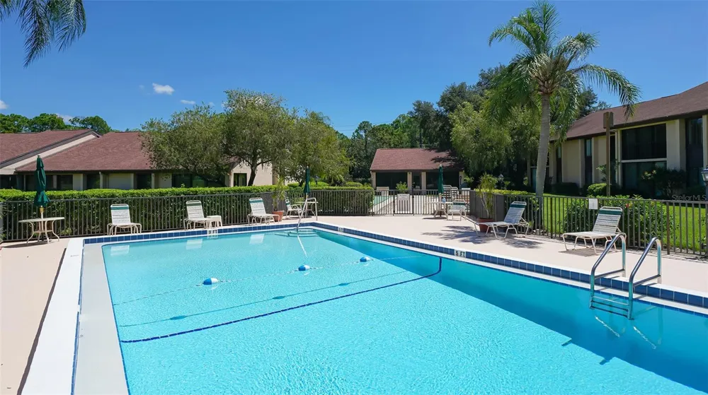 6281 TIMBERLAKE DRIVE #H6 Sarasota, FL 34243