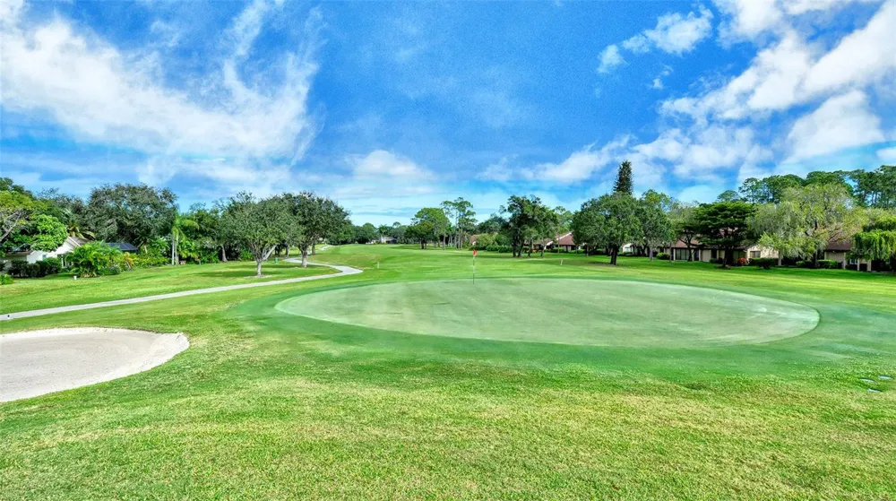 6281 TIMBERLAKE DRIVE #H6 Sarasota, FL 34243