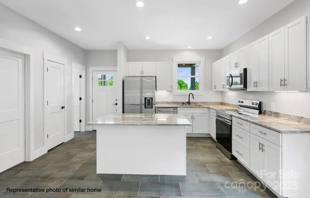 35 Loblolly Lane Asheville, NC 28803