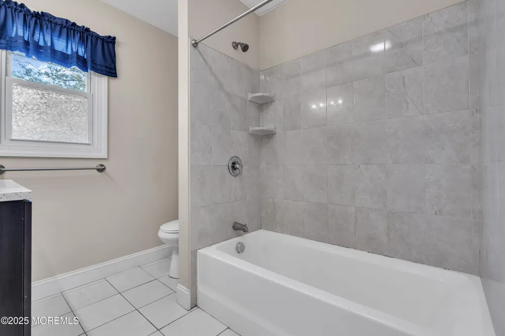 12 Pinehurst Drive Little Egg Harbor, NJ 08087