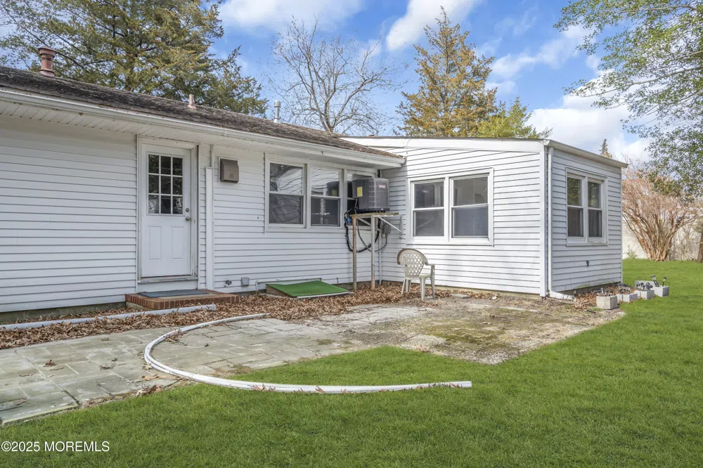 12 Pinehurst Drive Little Egg Harbor, NJ 08087