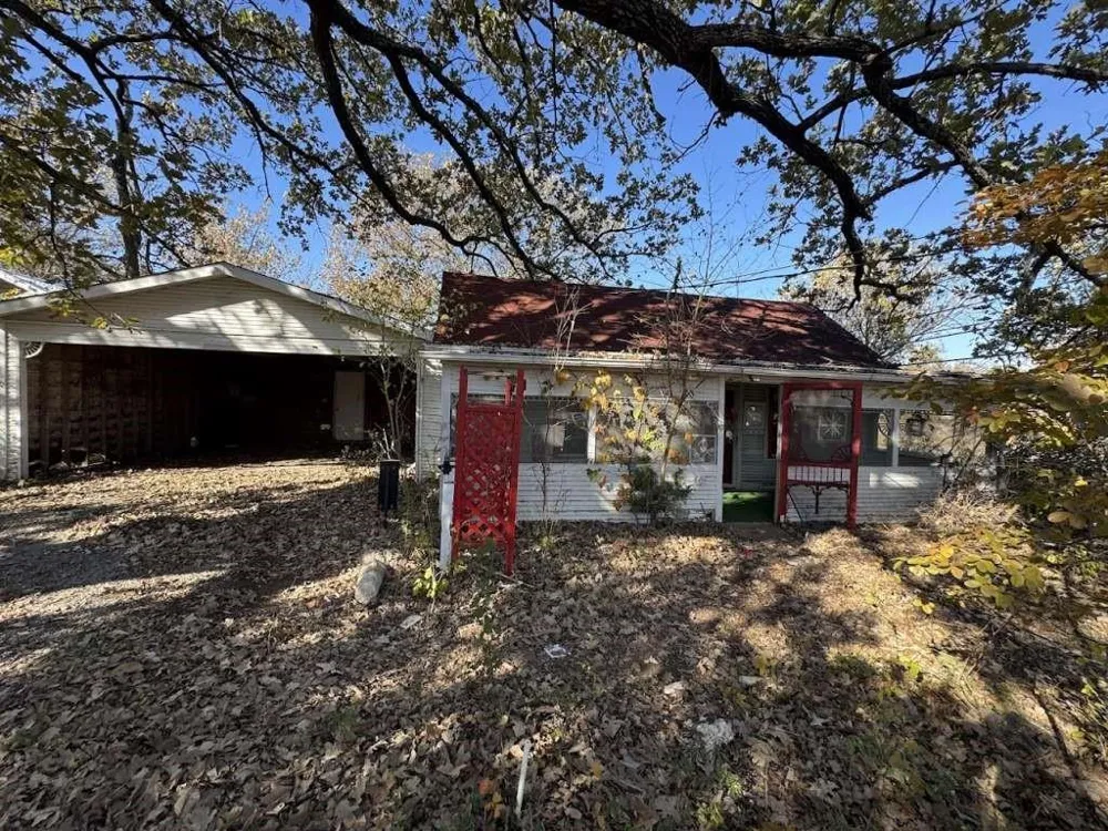 108 Branch Street Bells, TX 75414