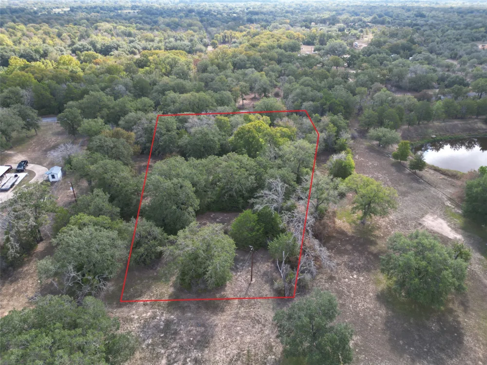 4 Angle Road Smithville, TX 78957