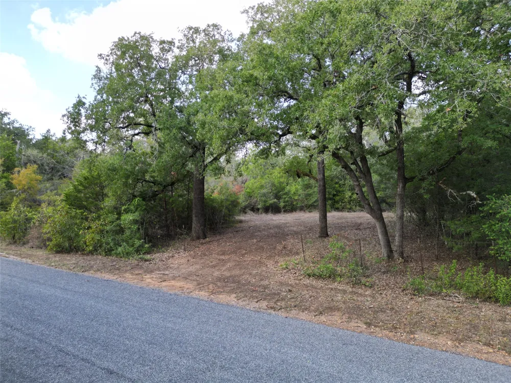 4 Angle Road Smithville, TX 78957
