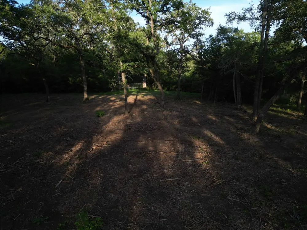 4 Angle Road Smithville, TX 78957
