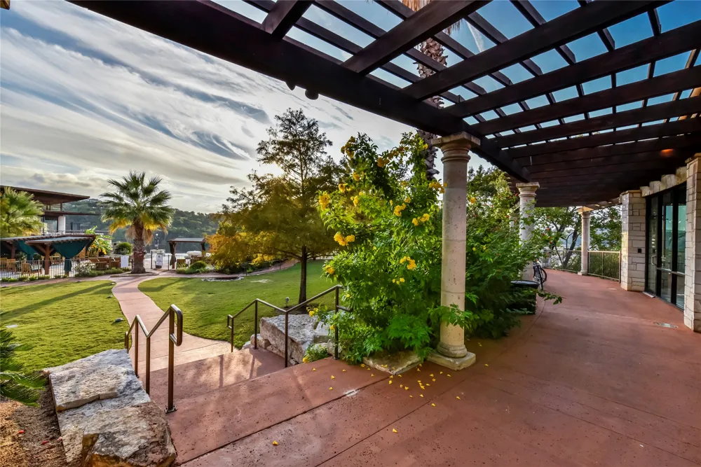 115 Montana Del Oro Way Lakeway, TX 78738