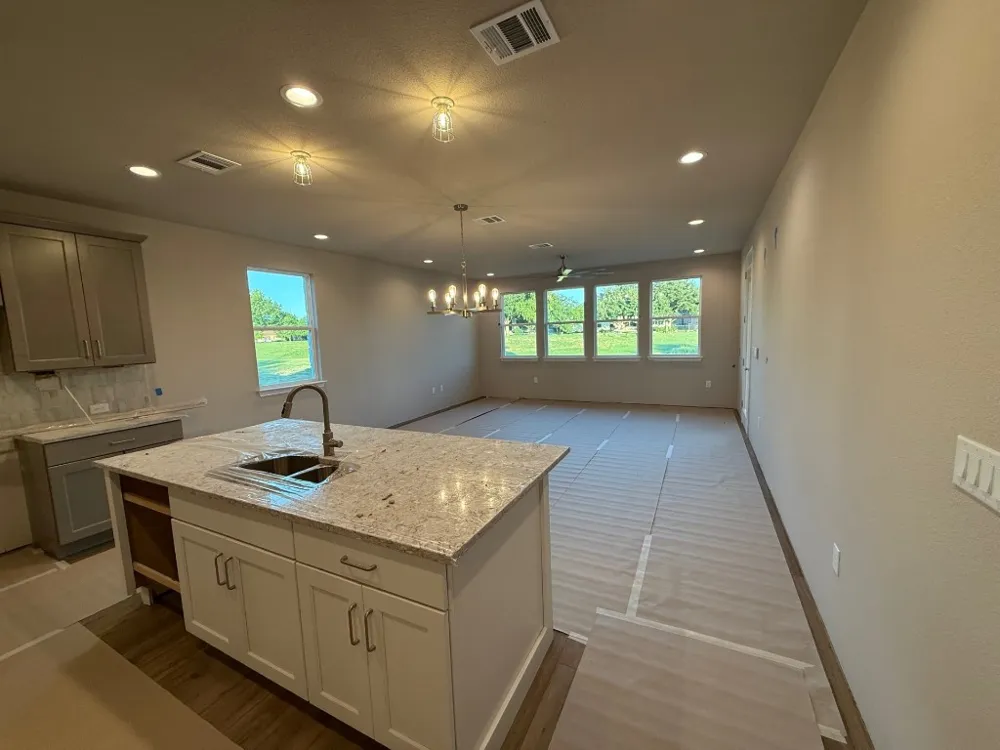 107 Preston Trail Meadowlakes, TX 78654