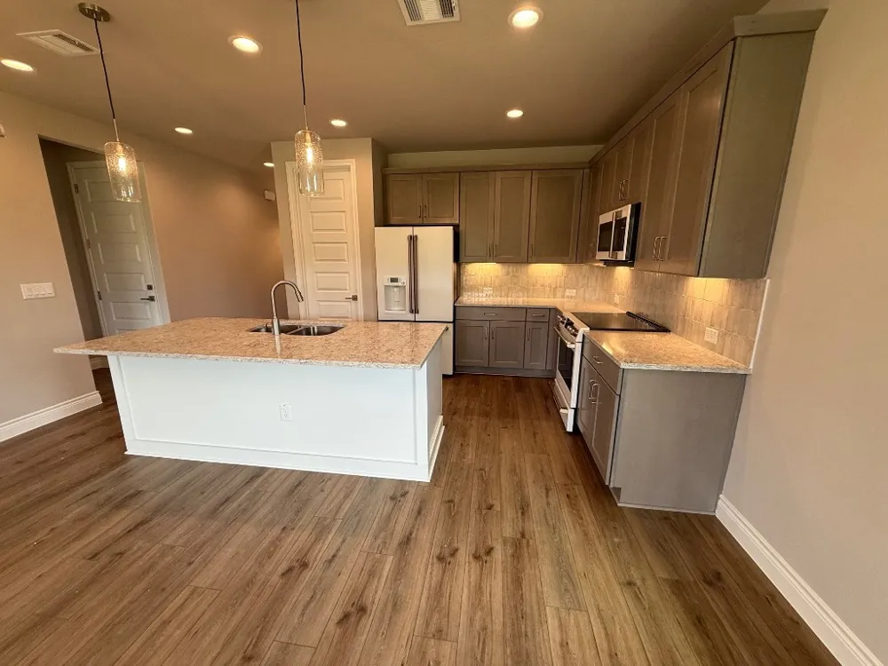 107 Preston Trail Meadowlakes, TX 78654