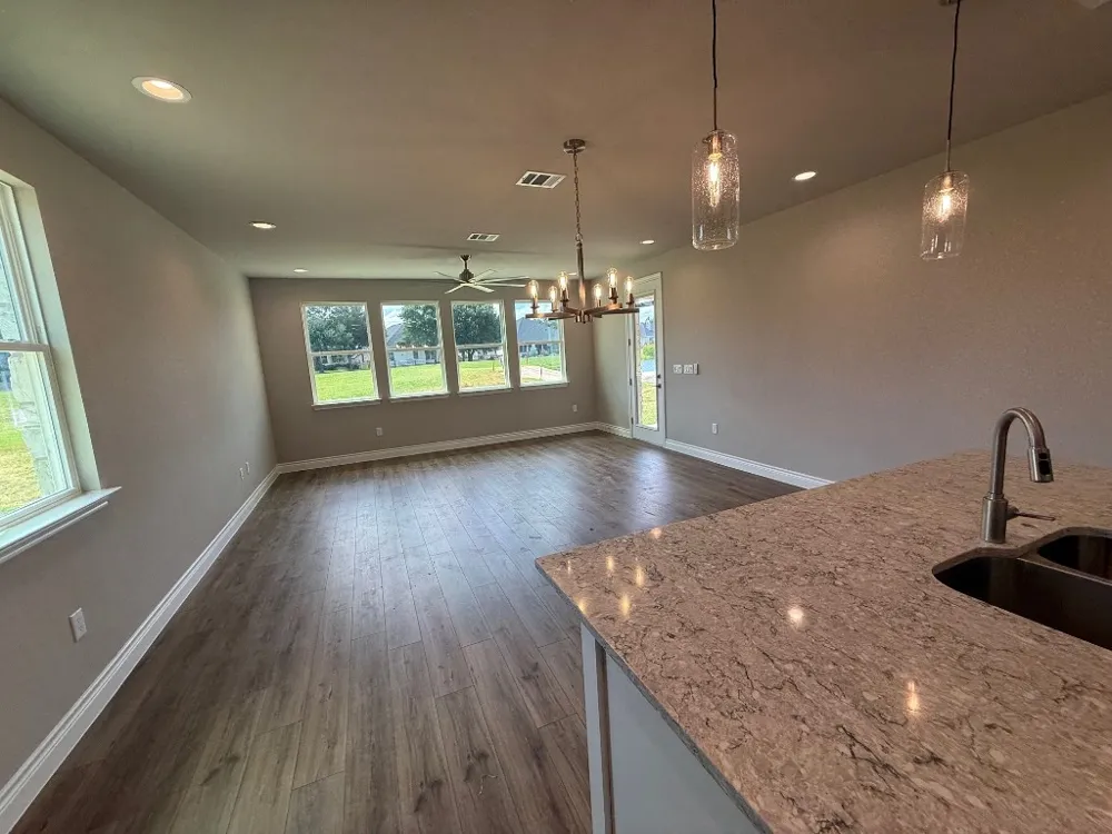 107 Preston Trail Meadowlakes, TX 78654