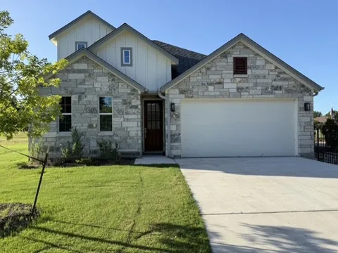 107 Preston Trail