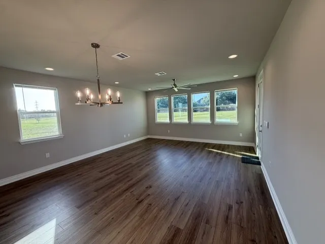 107 Preston Trail Meadowlakes, TX 78654