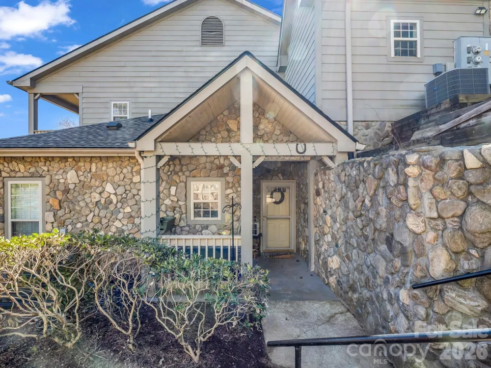 158 Stonecrest Court Lake Lure, NC 28746