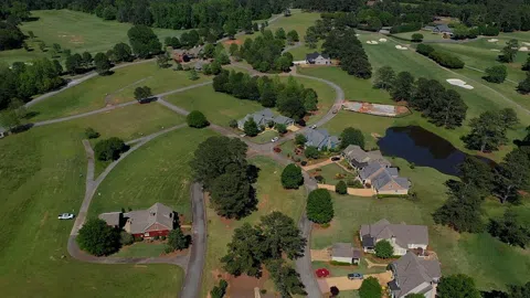906 Meadows Court
