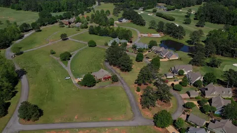 1008 Twin Oaks Drive