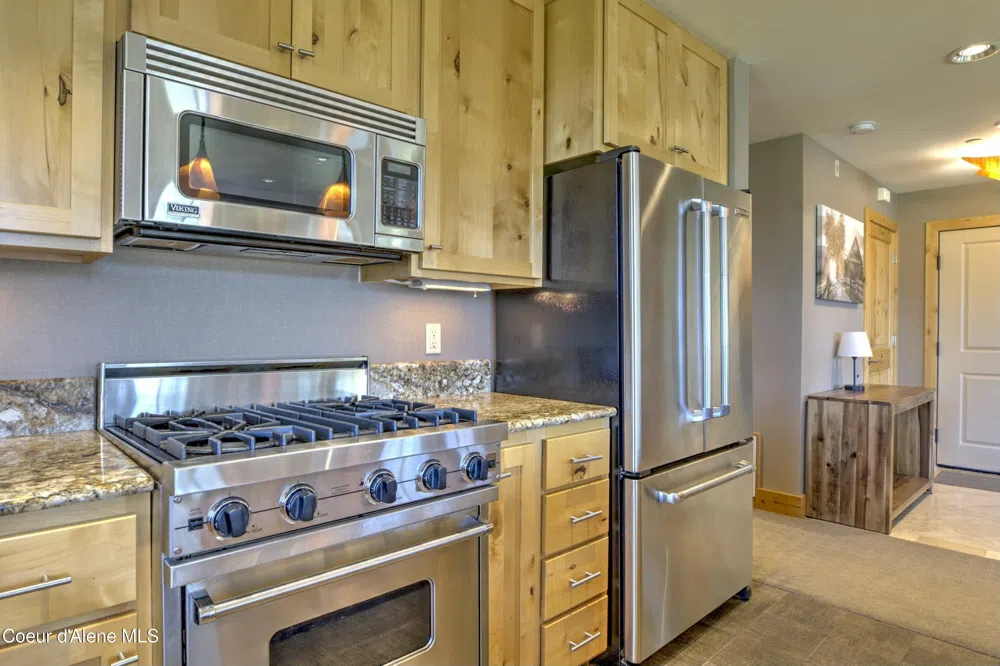 651 Dover Bay Parkway #102 Dover, ID 83825