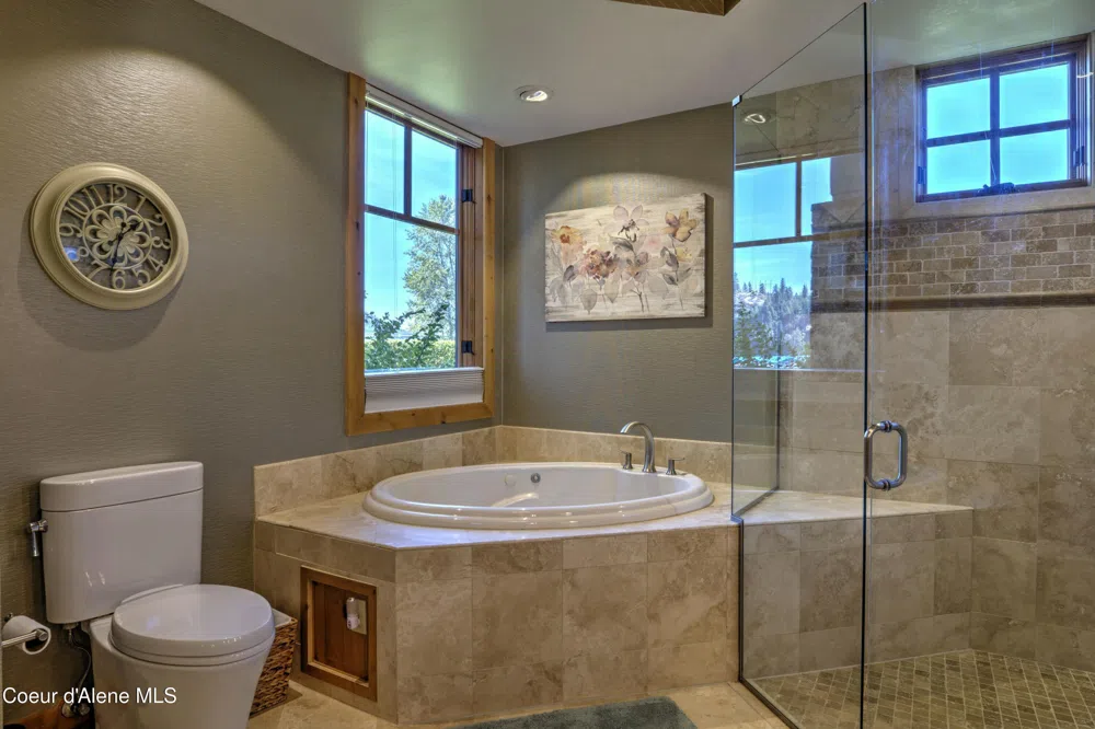 651 Dover Bay Parkway #102 Dover, ID 83825