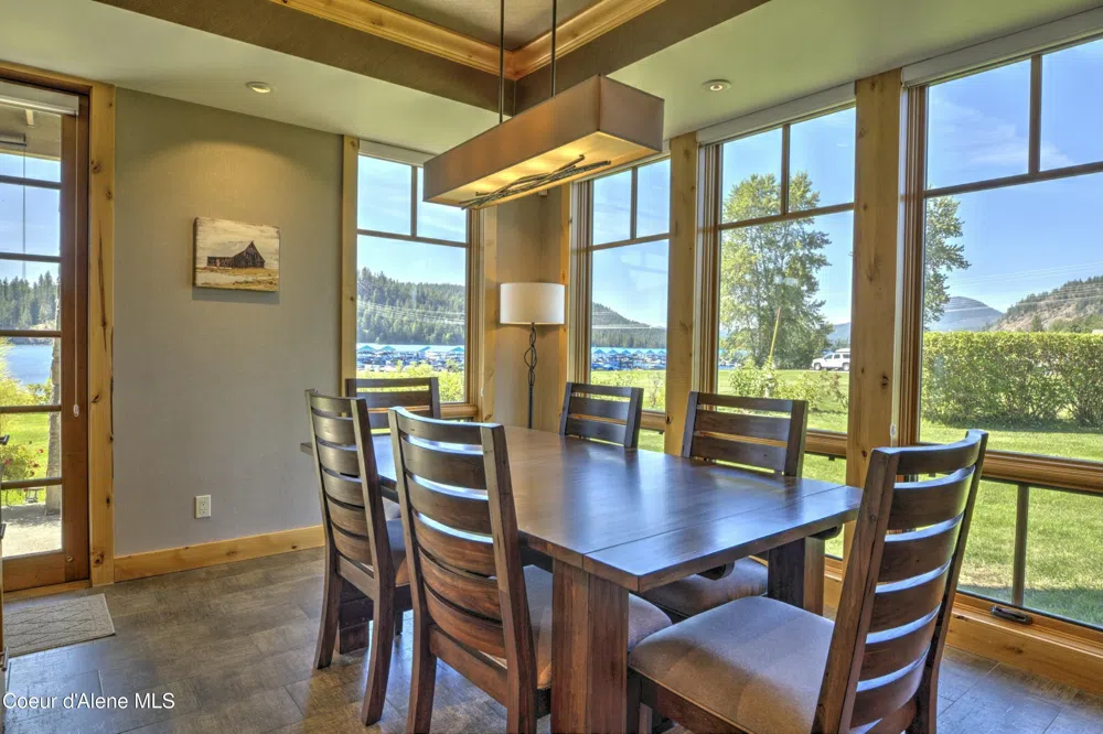651 Dover Bay Parkway #102 Dover, ID 83825