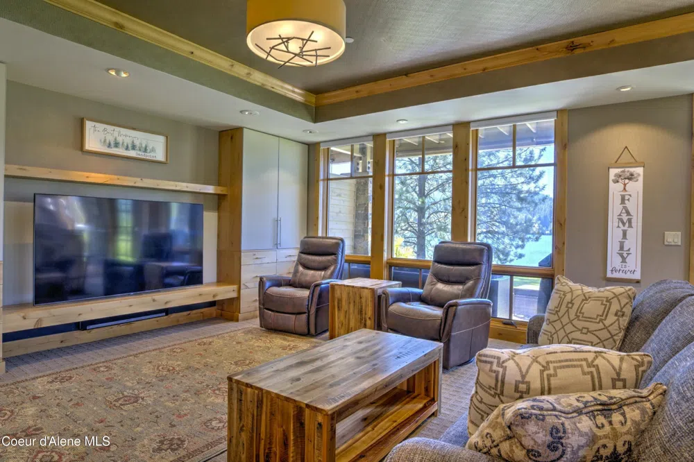 651 Dover Bay Parkway #102 Dover, ID 83825