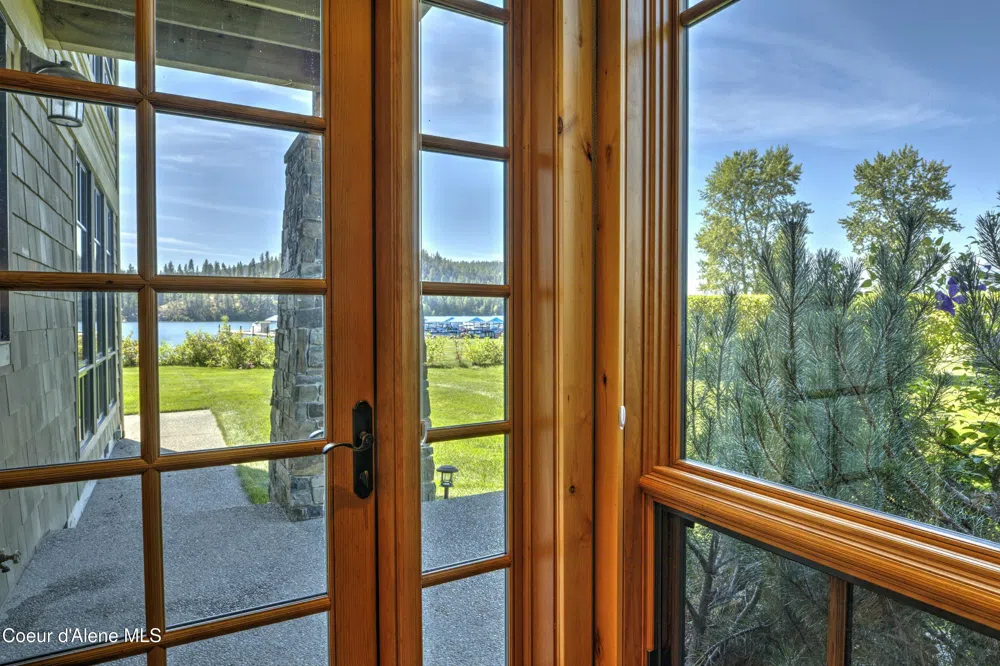 651 Dover Bay Parkway #102 Dover, ID 83825