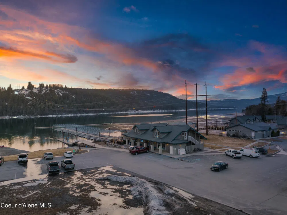 651 Dover Bay Parkway #102 Dover, ID 83825