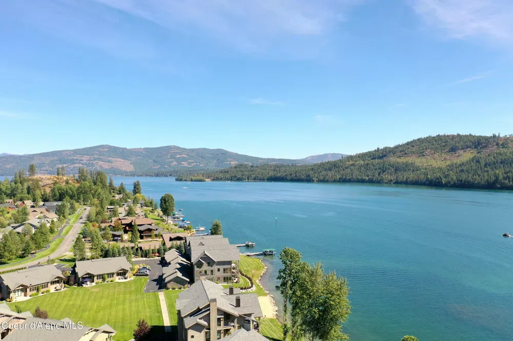 651 Dover Bay Parkway #102 Dover, ID 83825