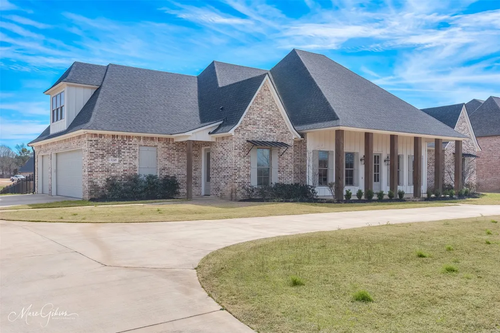 1245 Big Pine Key Lane Benton, LA 71006