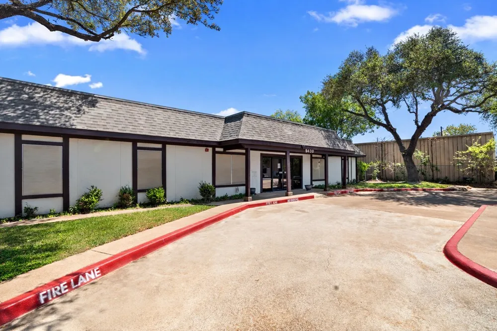 5620 Rowlett Road Rowlett, TX 75089