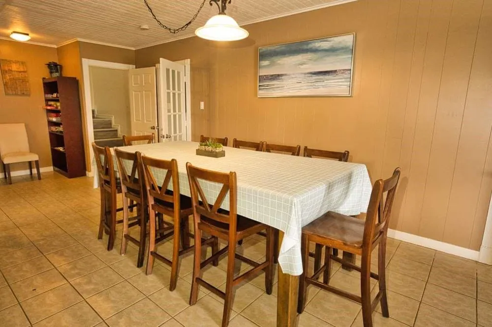 2426 Cr 297 Sargent, TX 77414
