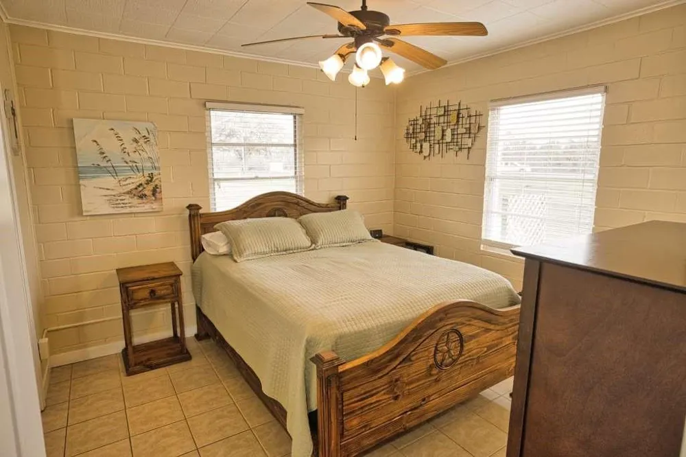 2426 Cr 297 Sargent, TX 77414