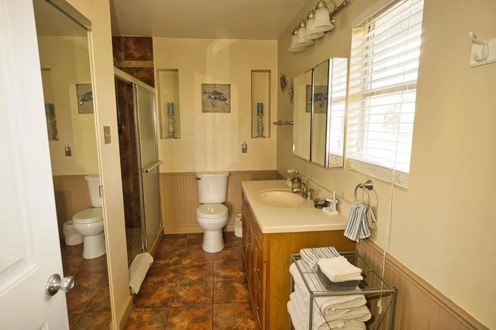 2426 Cr 297 Sargent, TX 77414