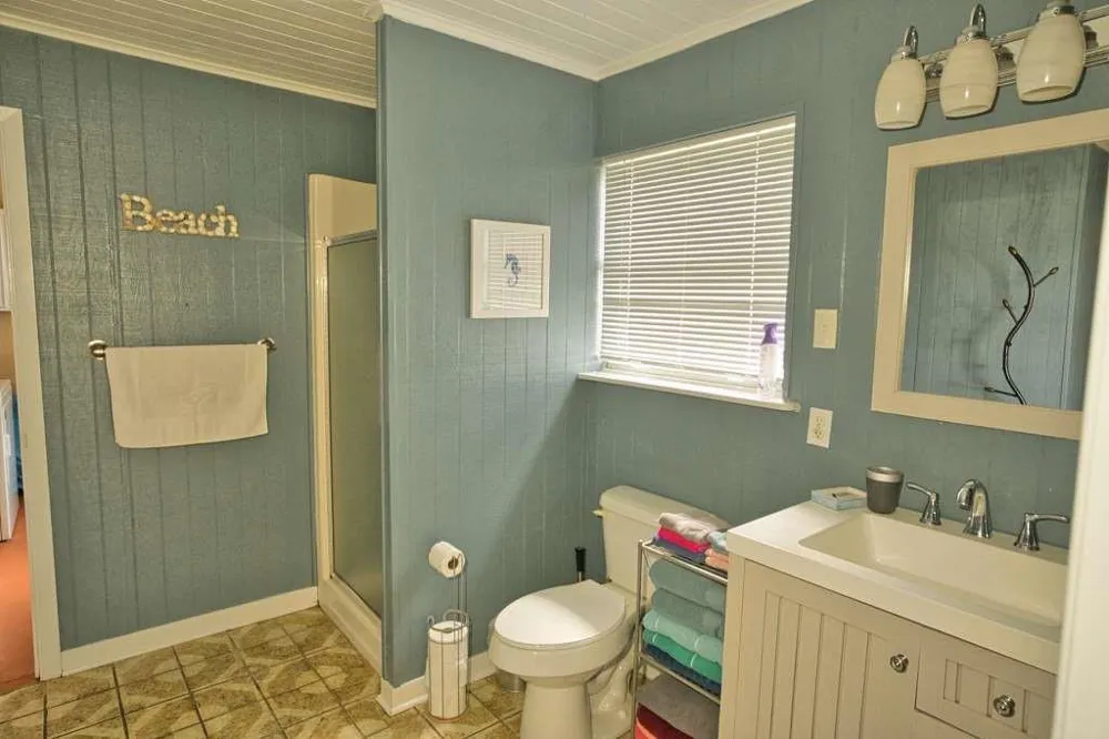 2426 Cr 297 Sargent, TX 77414