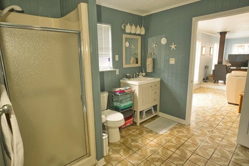 2426 Cr 297 Sargent, TX 77414