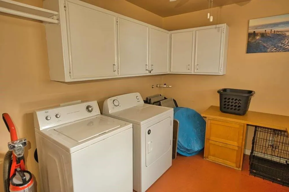 2426 Cr 297 Sargent, TX 77414