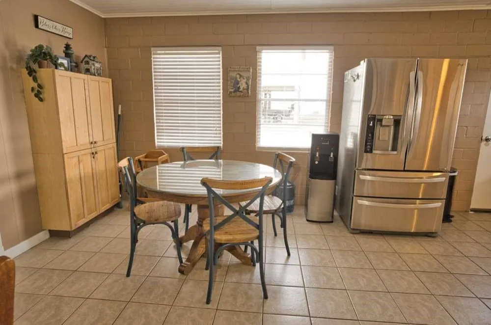 2426 Cr 297 Sargent, TX 77414
