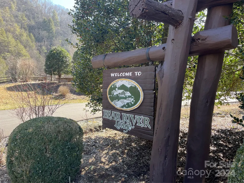 000 Bear River Lodge Trail #77 Marshall, NC 28753