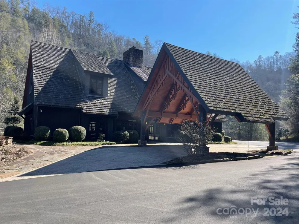 000 Bear River Lodge Trail #77 Marshall, NC 28753