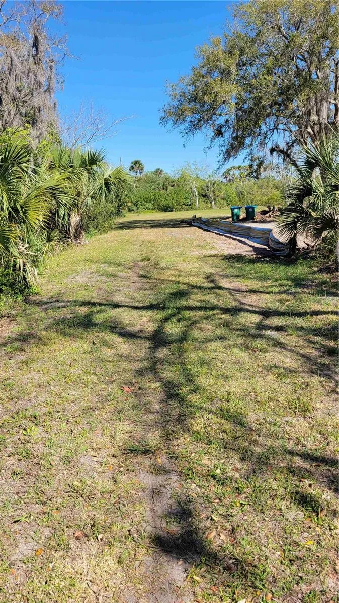 318 PALM AVENUE Oak Hill, FL 32759