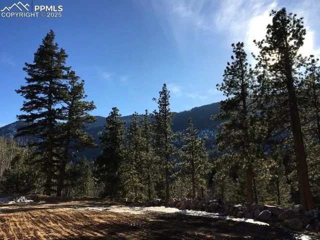 6800 Eagle Mountain Road Manitou Springs, CO 80829