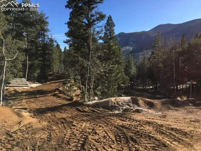 6800 Eagle Mountain Road Manitou Springs, CO 80829