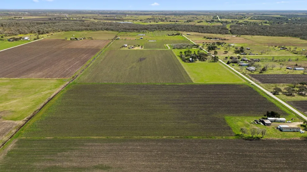 14914 County Road 272 East Bernard, TX 77435