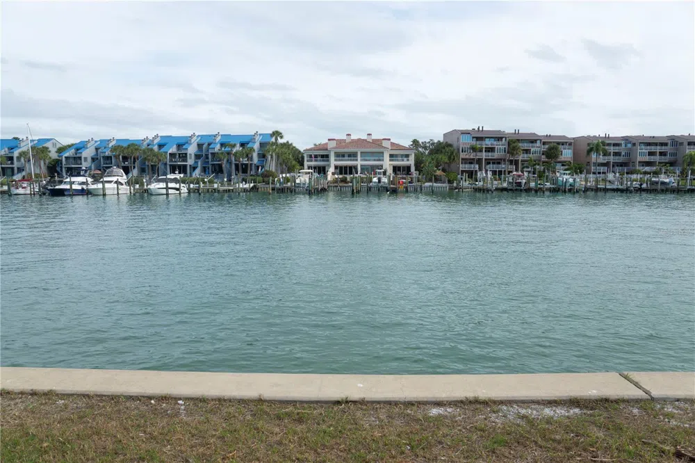 GALEON DRIVE Tierra Verde, FL 33715