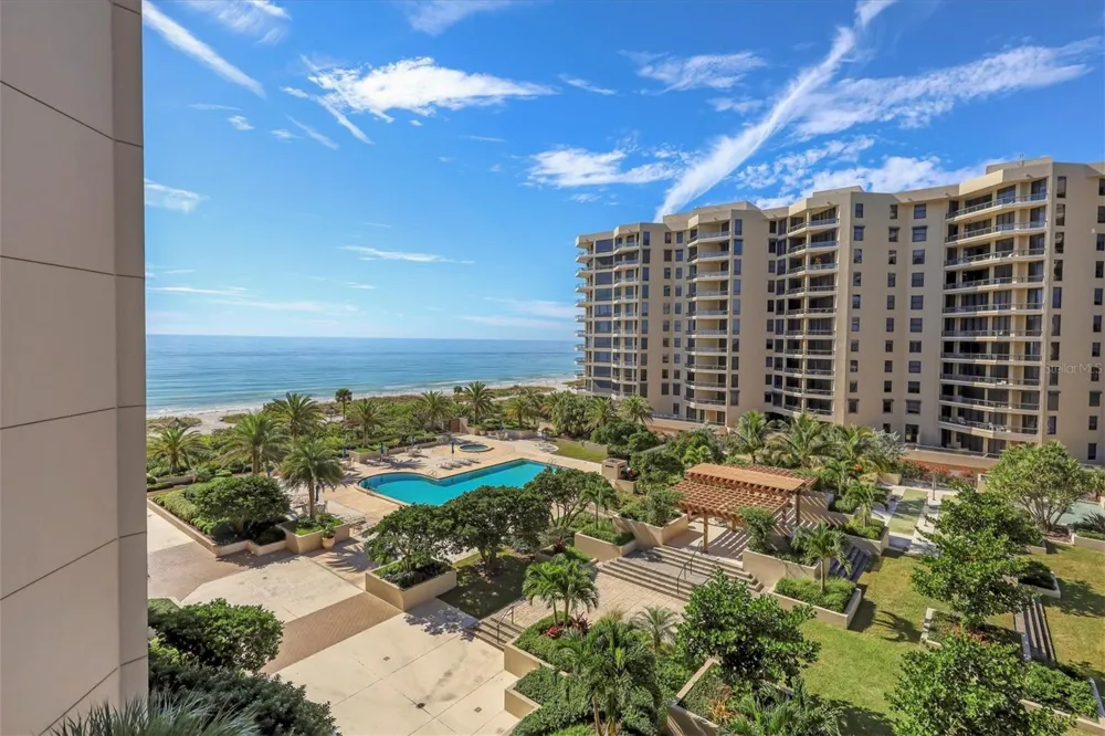 1211 GULF OF MEXICO DRIVE #405 Longboat Key, FL 34228
