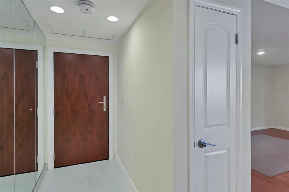 1211 GULF OF MEXICO DRIVE #405 Longboat Key, FL 34228