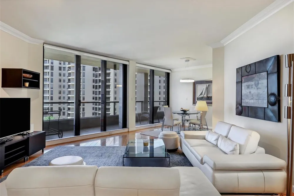 1211 GULF OF MEXICO DRIVE #405 Longboat Key, FL 34228