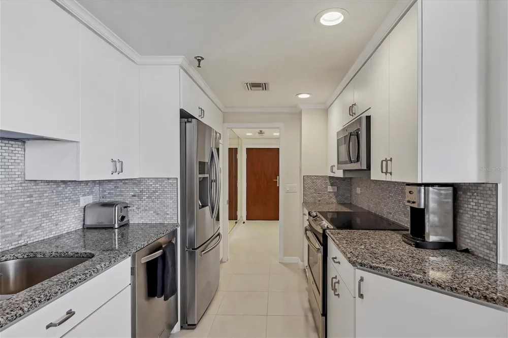 1211 GULF OF MEXICO DRIVE #405 Longboat Key, FL 34228